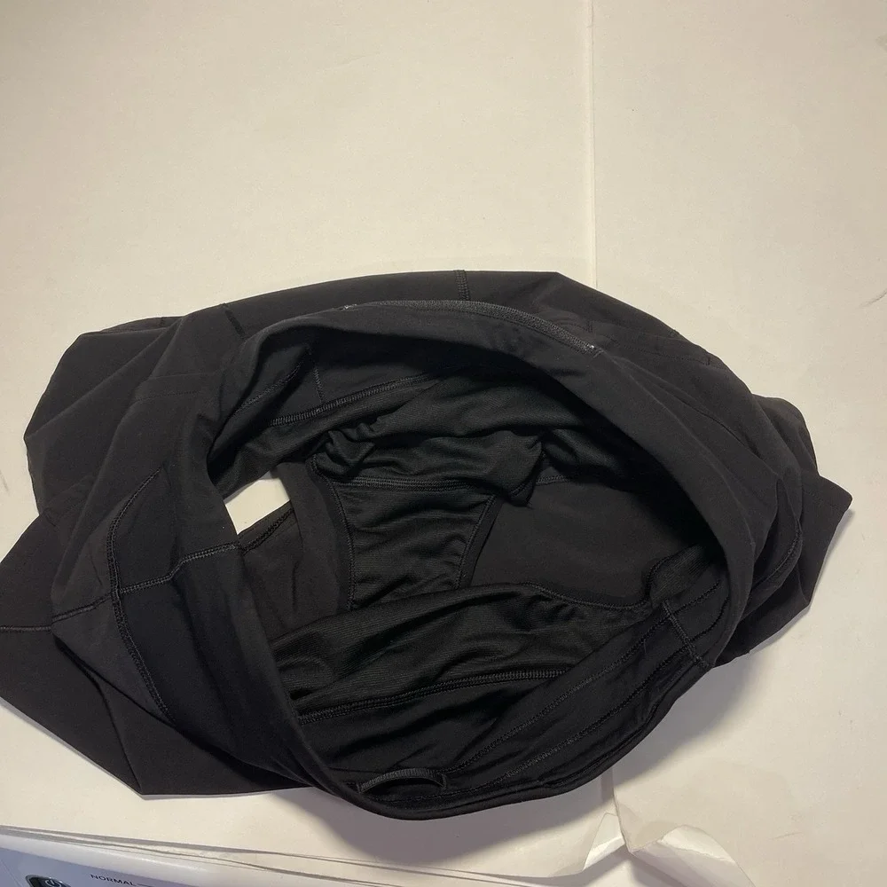 Lululemon Run Speed Shorts Black 6 Back Zip Logo Lined Sporty Training